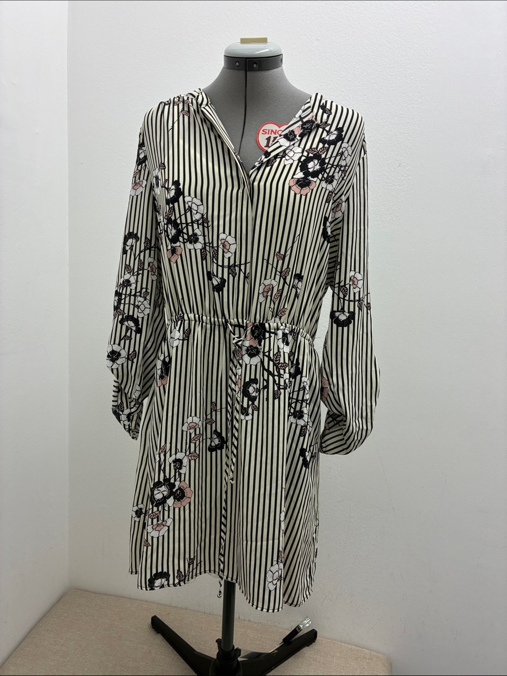 Daniel Rainn Black & Cream Striped Floral Long Sleeve Drawstring Dress